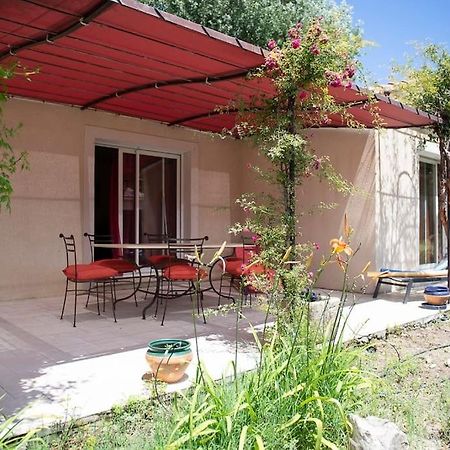 Petit Paradis . Pujaut ภายนอก รูปภาพ