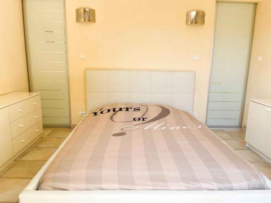 Petit Paradis . Pujaut ภายนอก รูปภาพ